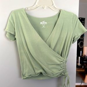 hollister light green crop top